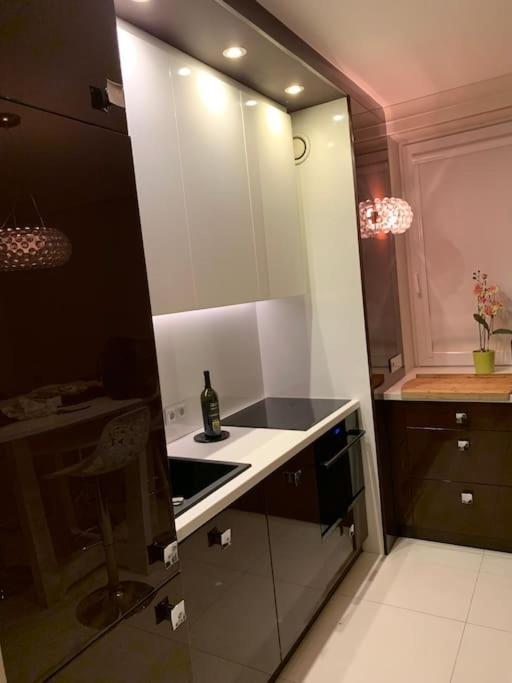 Family Modern Apartment 35M2-For Max 5 Persons Cracovie Extérieur photo
